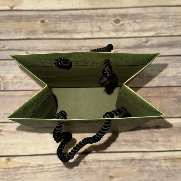 Gucci Gift Bag Set - Picture 9 of 13